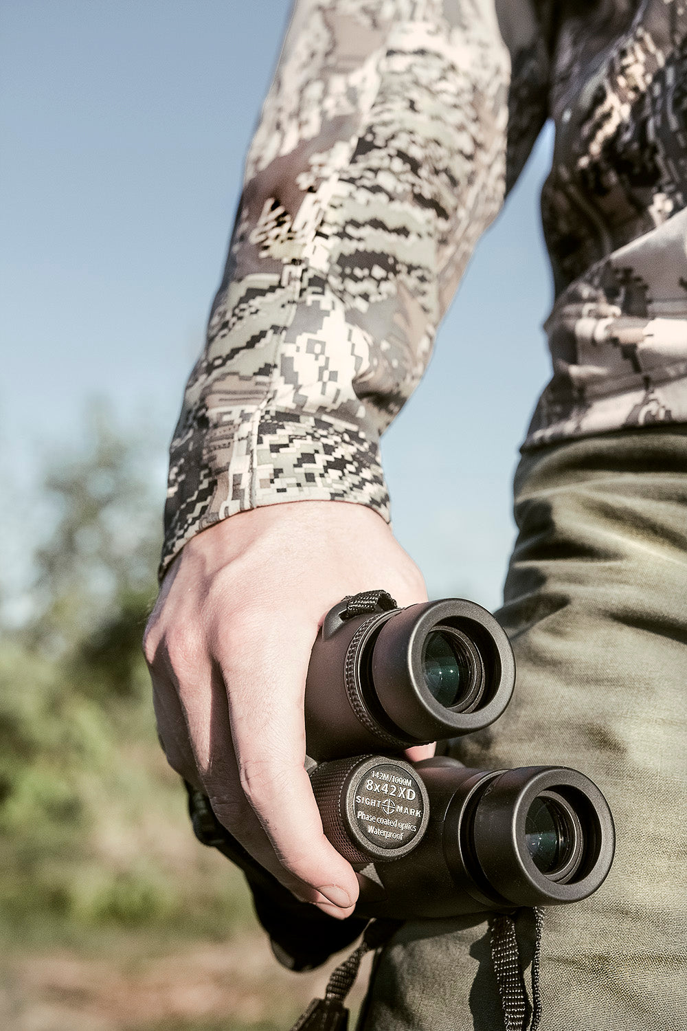 Solitude 8x42 XD Binoculars