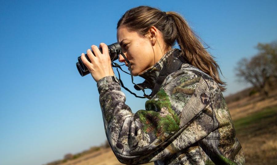Your New Favorite Hunting Binoculars: the Solitude 10x42 XD